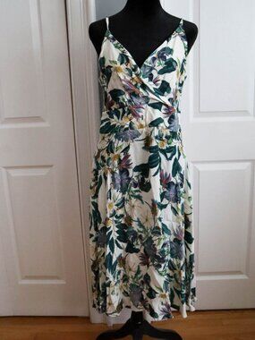 Reserved Brand Clothing Europe 100% Viscose Floral Sleeveless Midi Dress Sz 8